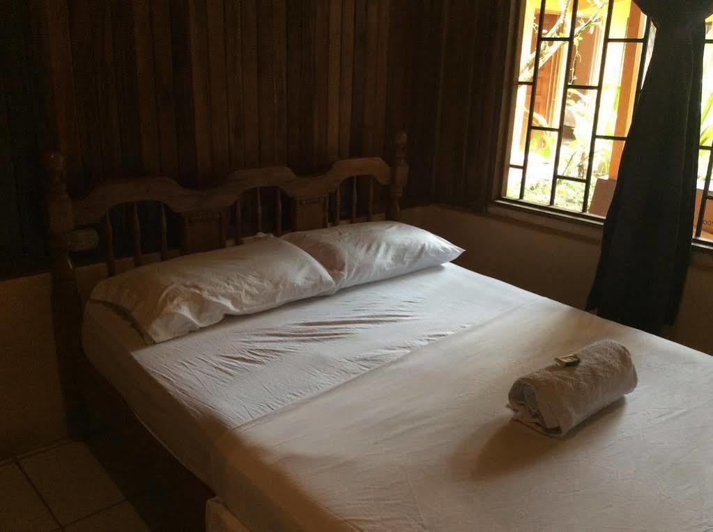 Cabinas El Muellecito Tortuguero Zewnętrze zdjęcie